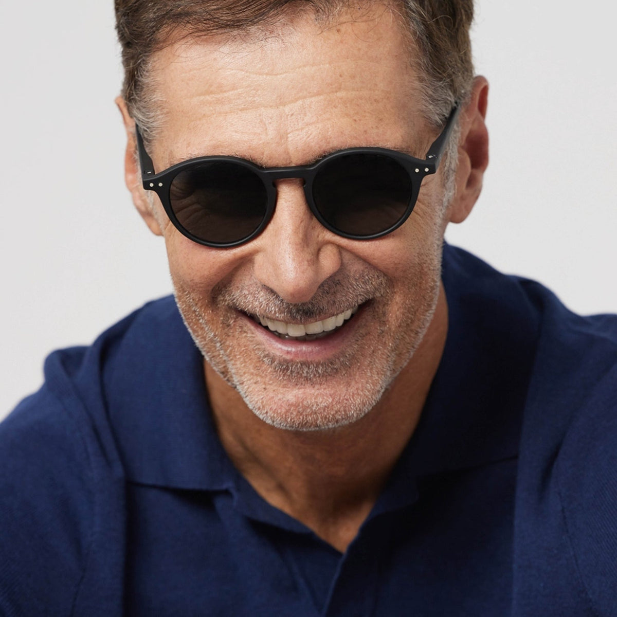Izipizi Sun Glasses #D: Black Classic Grey  Lenses