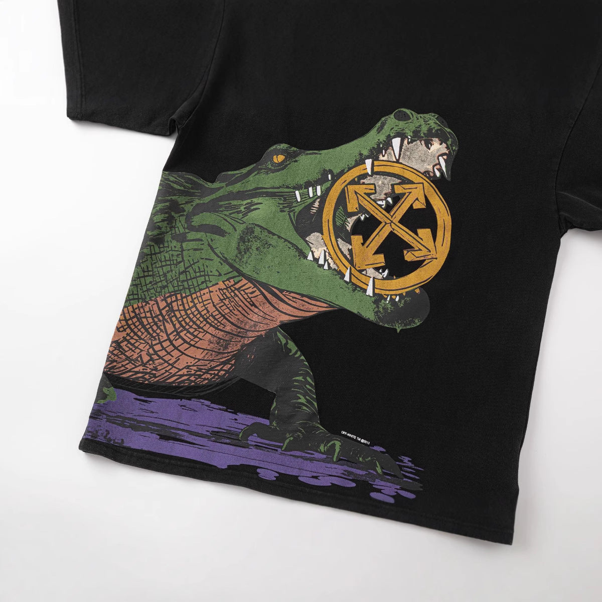 Off-White Crocodile Arrow Pattern Crew Neck Short Sleeve T Shirt