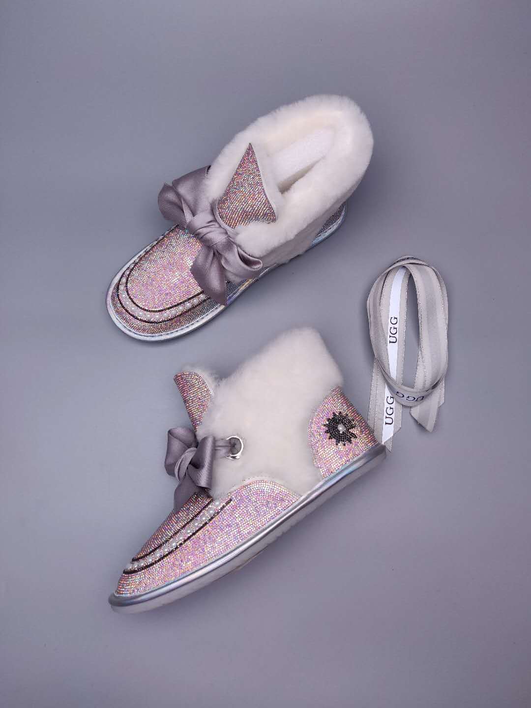 Daisy Crystal Ribbon Snow Boot — Iridescent | New Arrival | In Stock