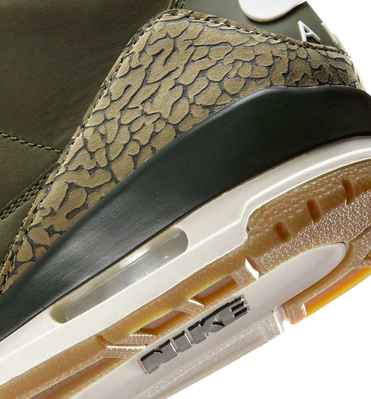Air Jordan 3 Retro Mens Lifestyle Shoe - Medium Olive/Sequoia/Sail/Deep Red
