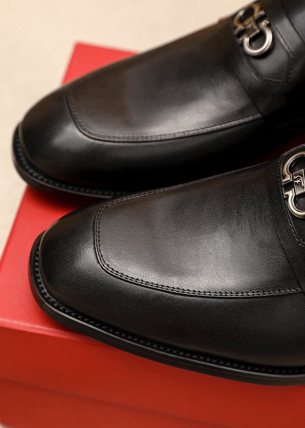 Ferragamo Black Metal Hardware Loafers