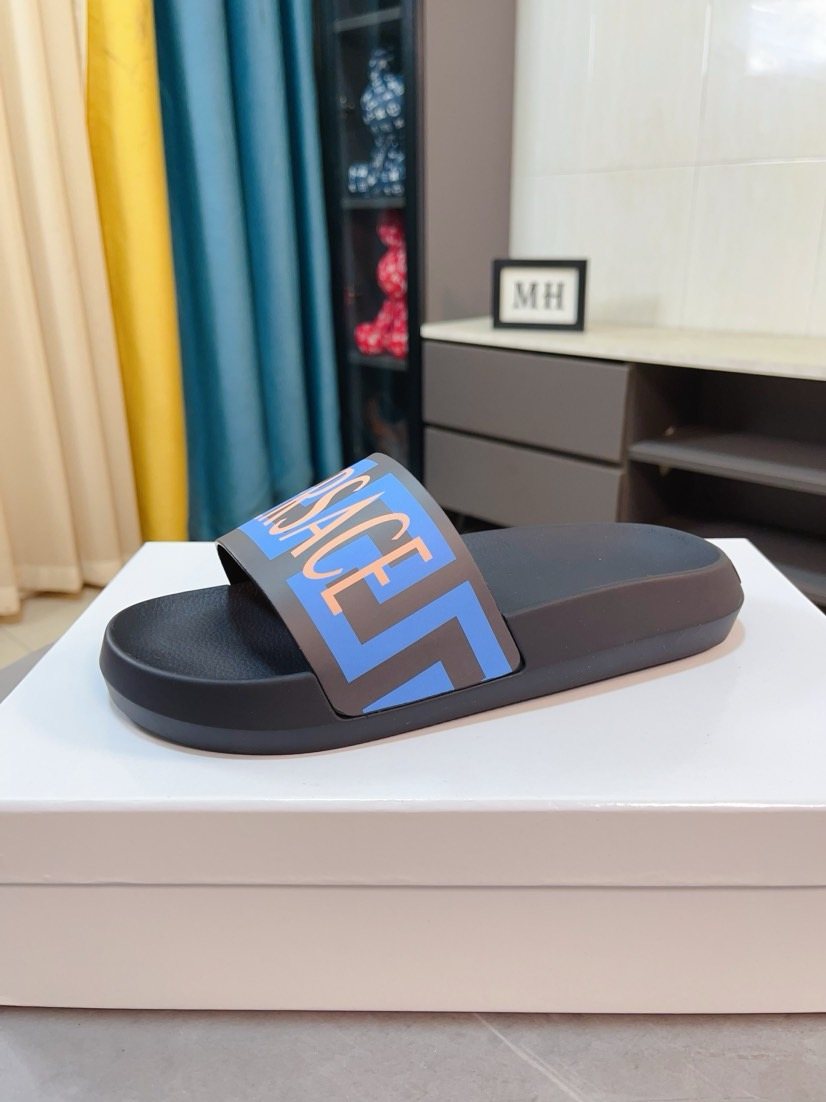 Versace Men's Graphic Slide Sandals